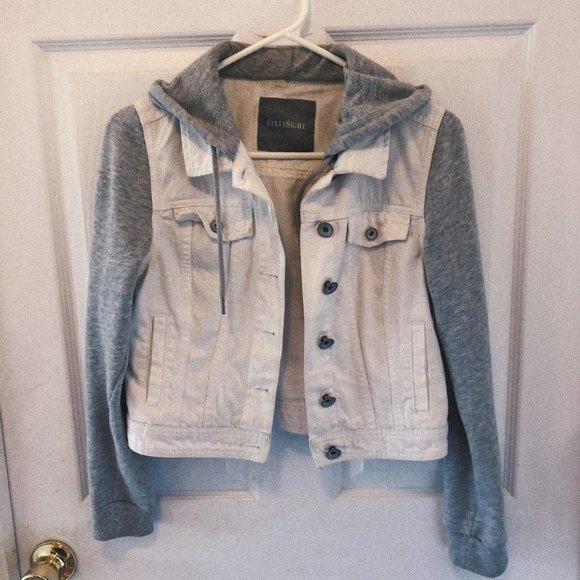 6IXTY8IGHT patchwork cropped jean jacket - Picture 2 of 4